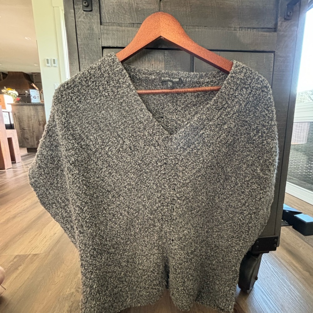 Eileen Fisher Gray V-Neck Sweater poncho Relaxed Fit wool cashmere blend